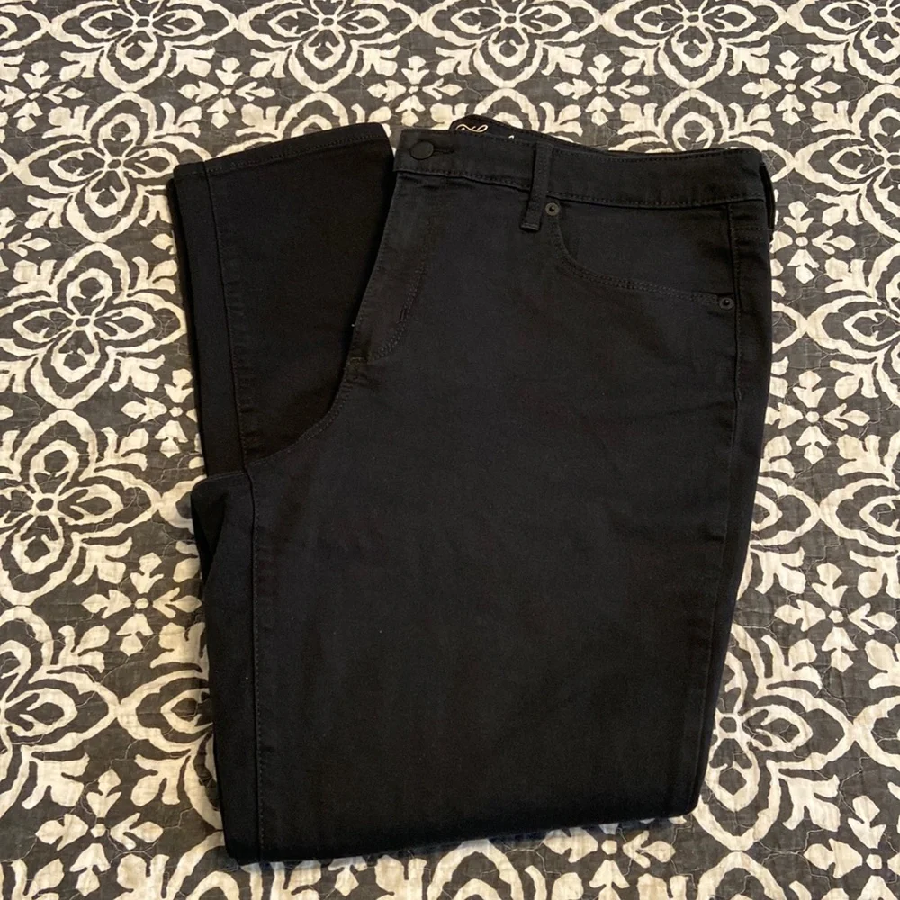 Universal Thread Skinny Jeans - Picture 1 of 6
